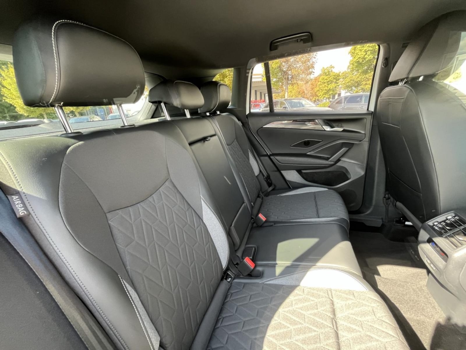 Volkswagen Tiguan – Bild 10