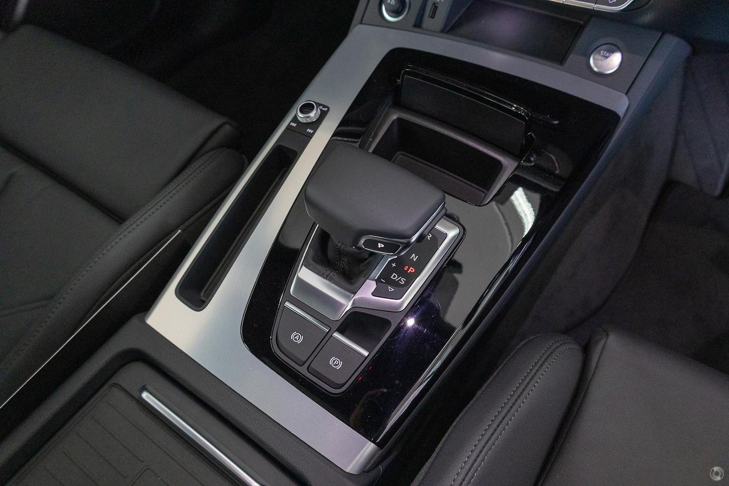 Image about Audi Q5 Sportback 40 TDI quattro S tronic