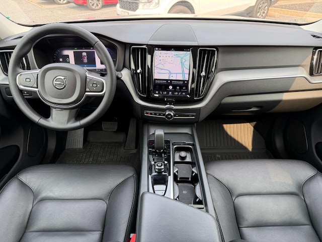 2023 Volvo XC60 Recharge Plug-In Hybrid