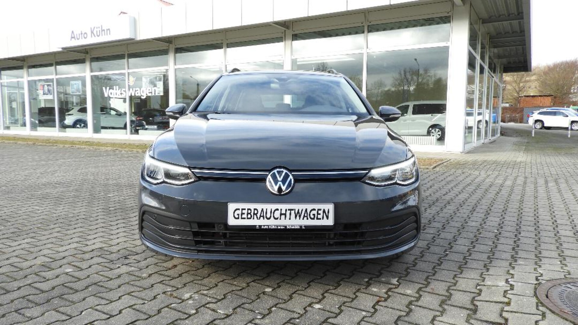 Volkswagen Golf Variant Life