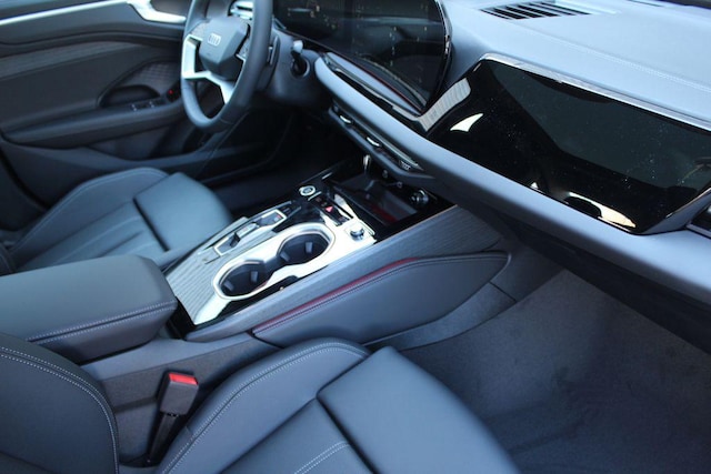 2026 Audi A6 Premium Plus - Photo 22