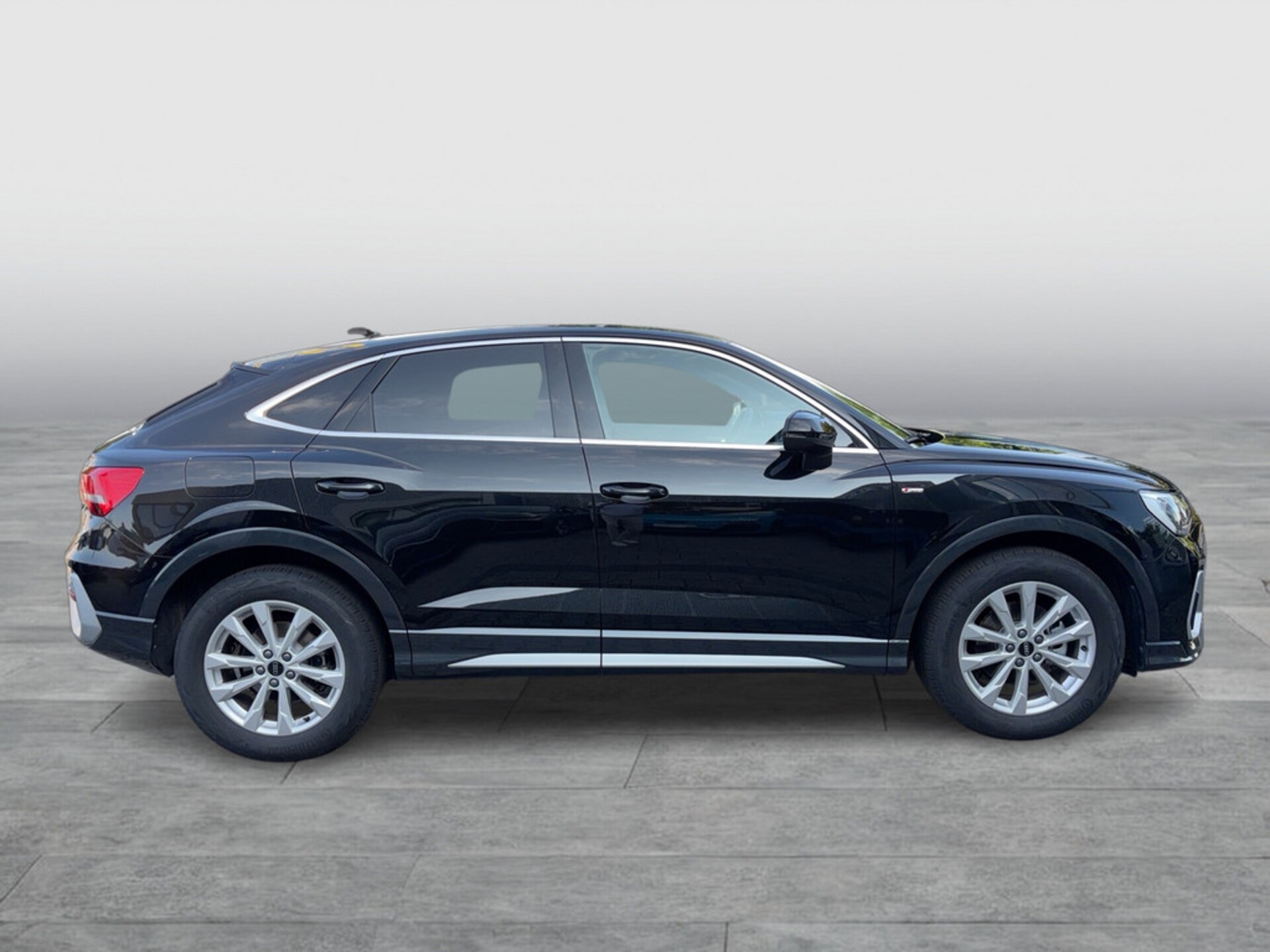 Audi Q3 Sportback S line
