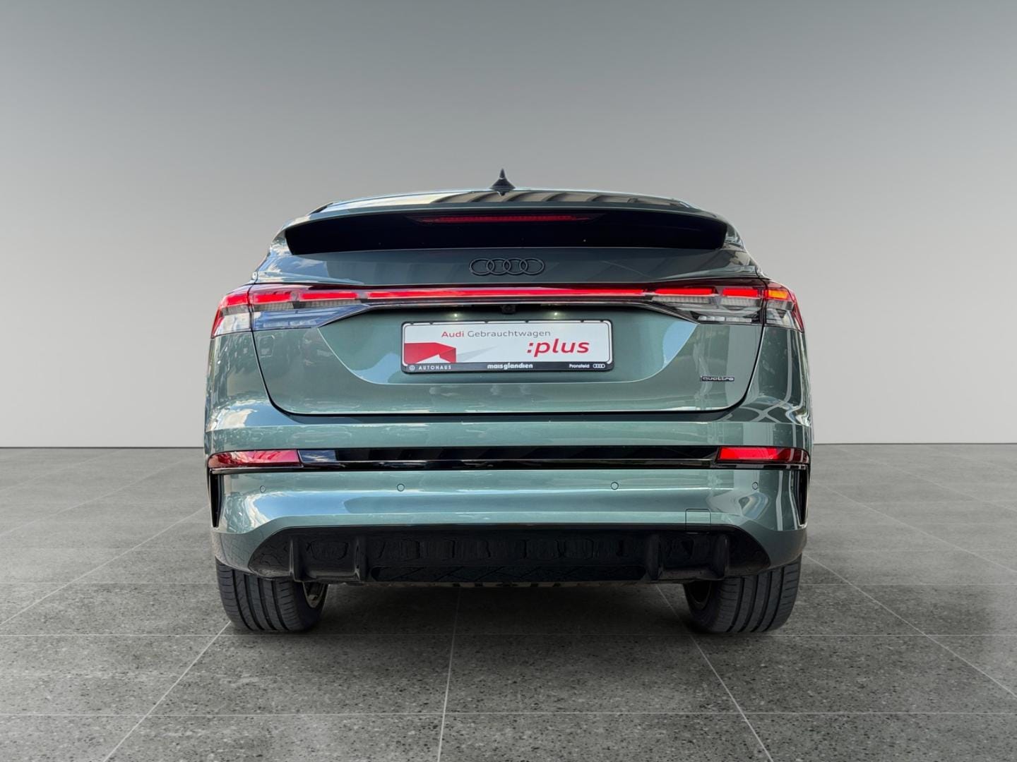 Bild über Audi Q4 Sportback e-tron e-tron quattro 220 kW - für weitere Informationen kontaktieren Sie den Audi Partner