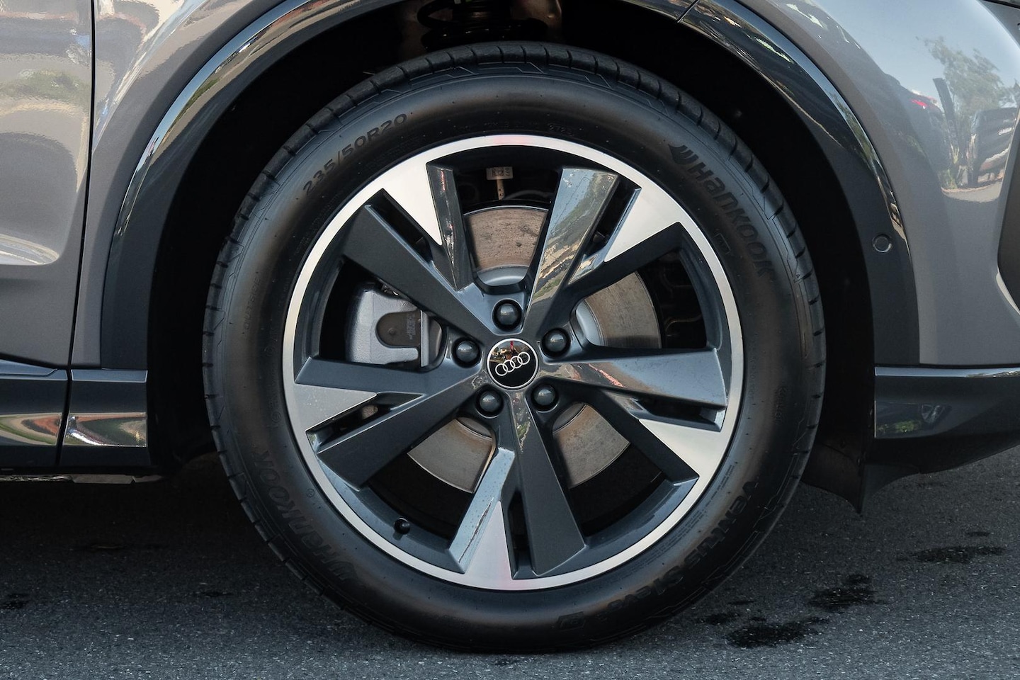 Image about Audi Q4 e-tron e-tron
