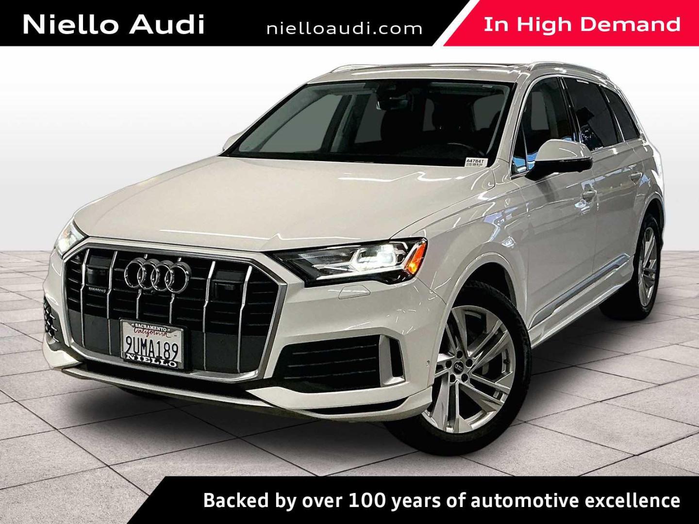 2023 Audi Q7 55 Premium Plus quattro Tiptronic's photo