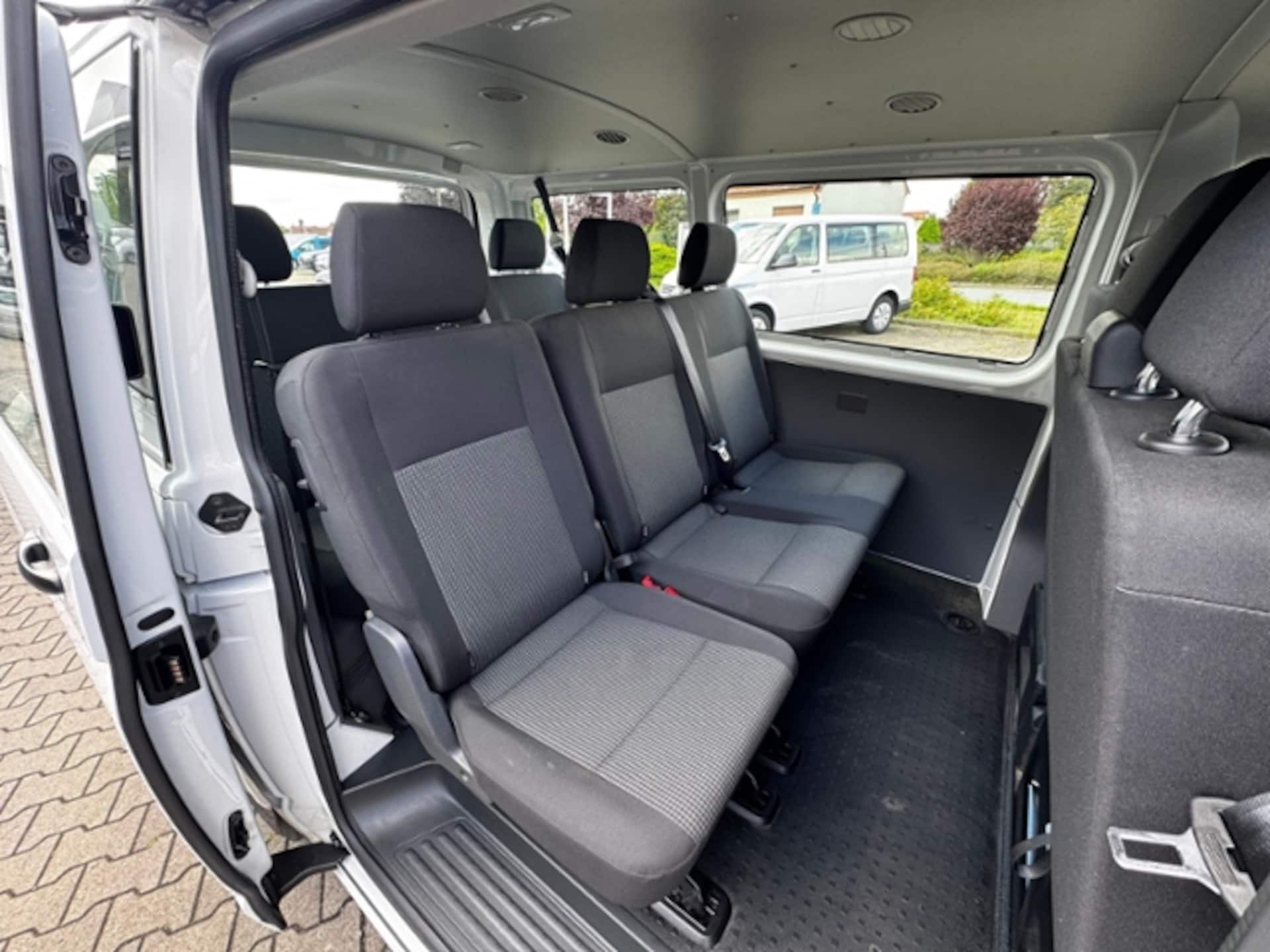Volkswagen T6.1 Transporter Kombi kurzer Radstand