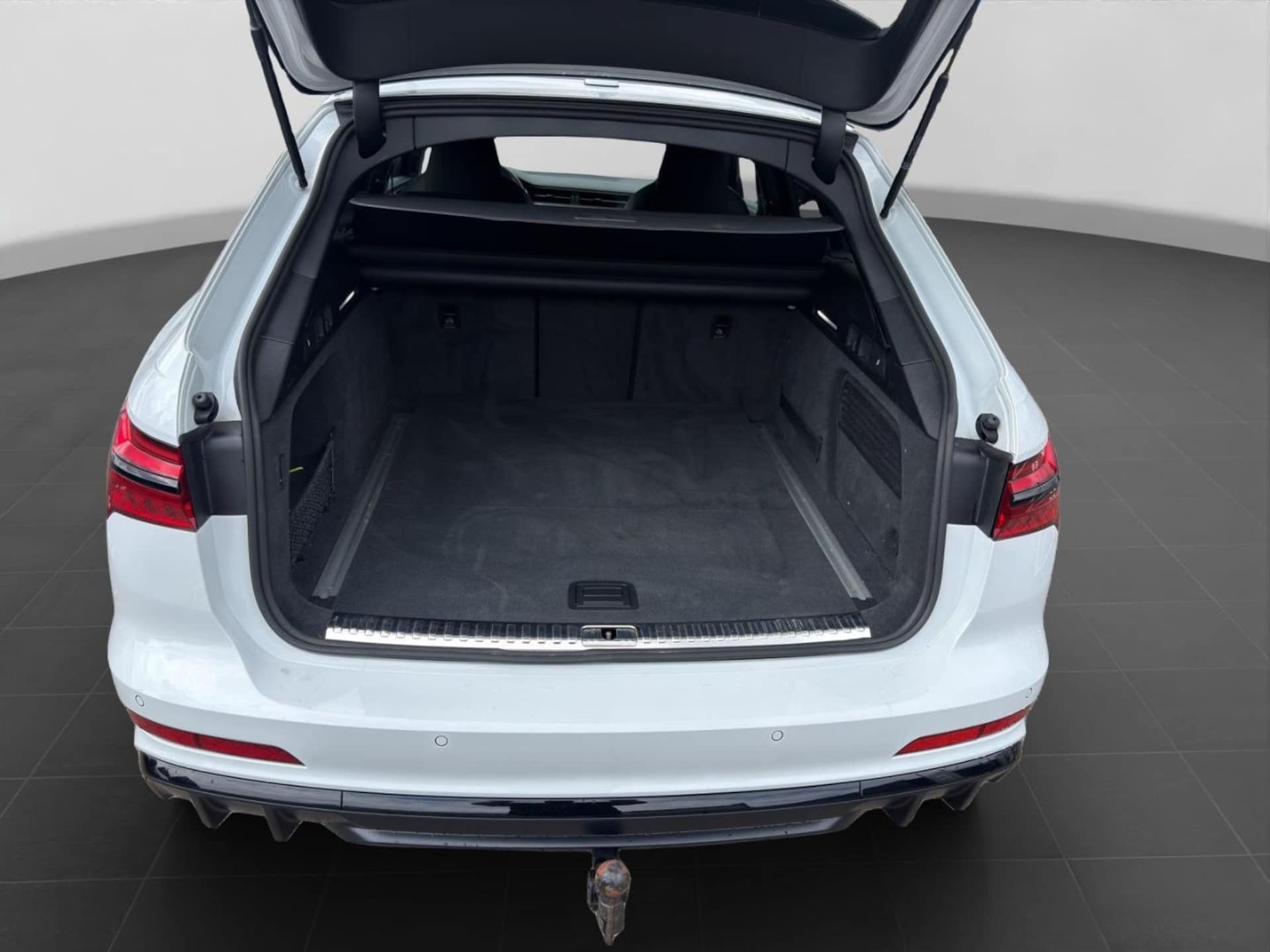 Audi S6 Avant
