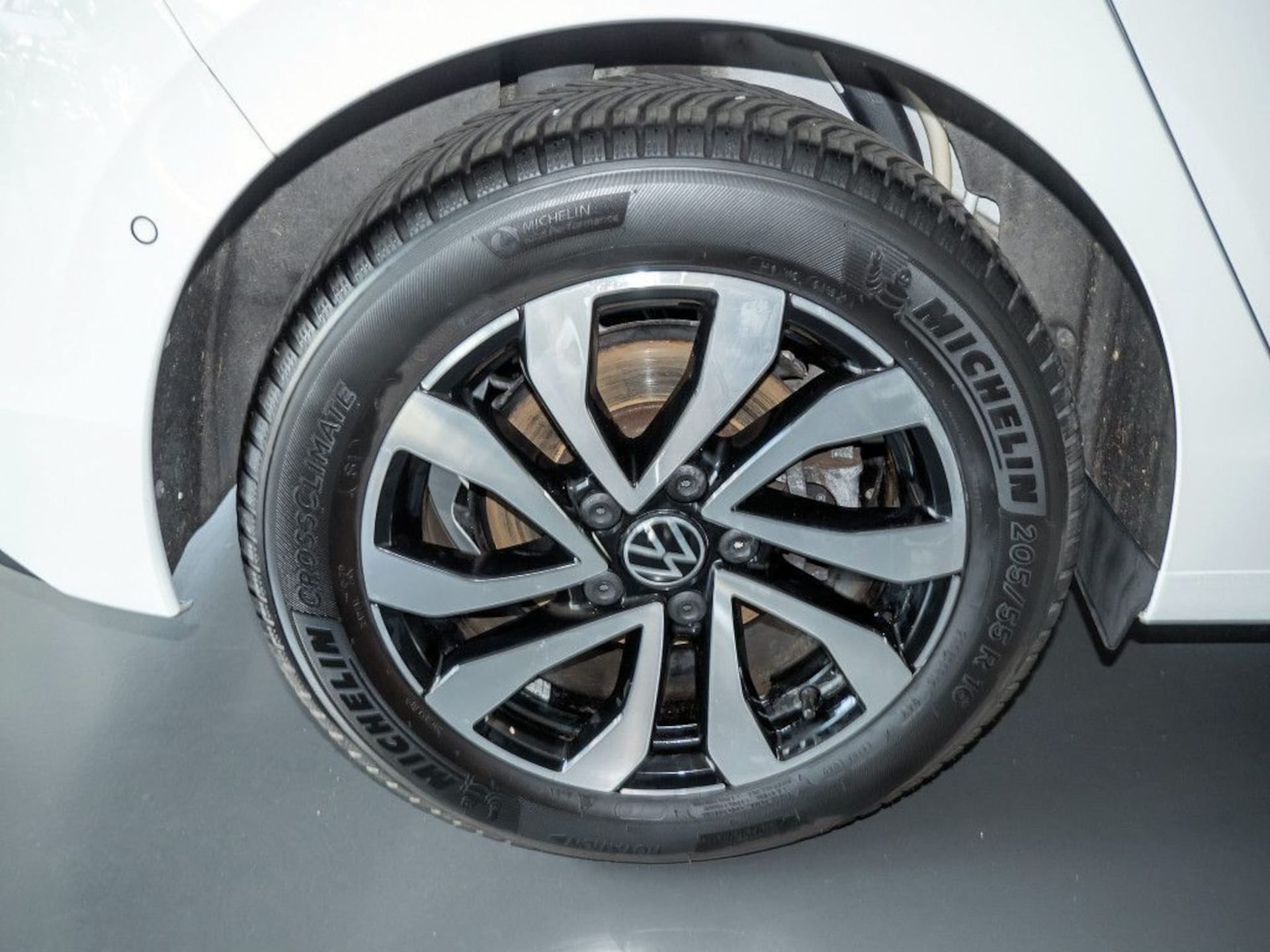 Volkswagen Golf Active