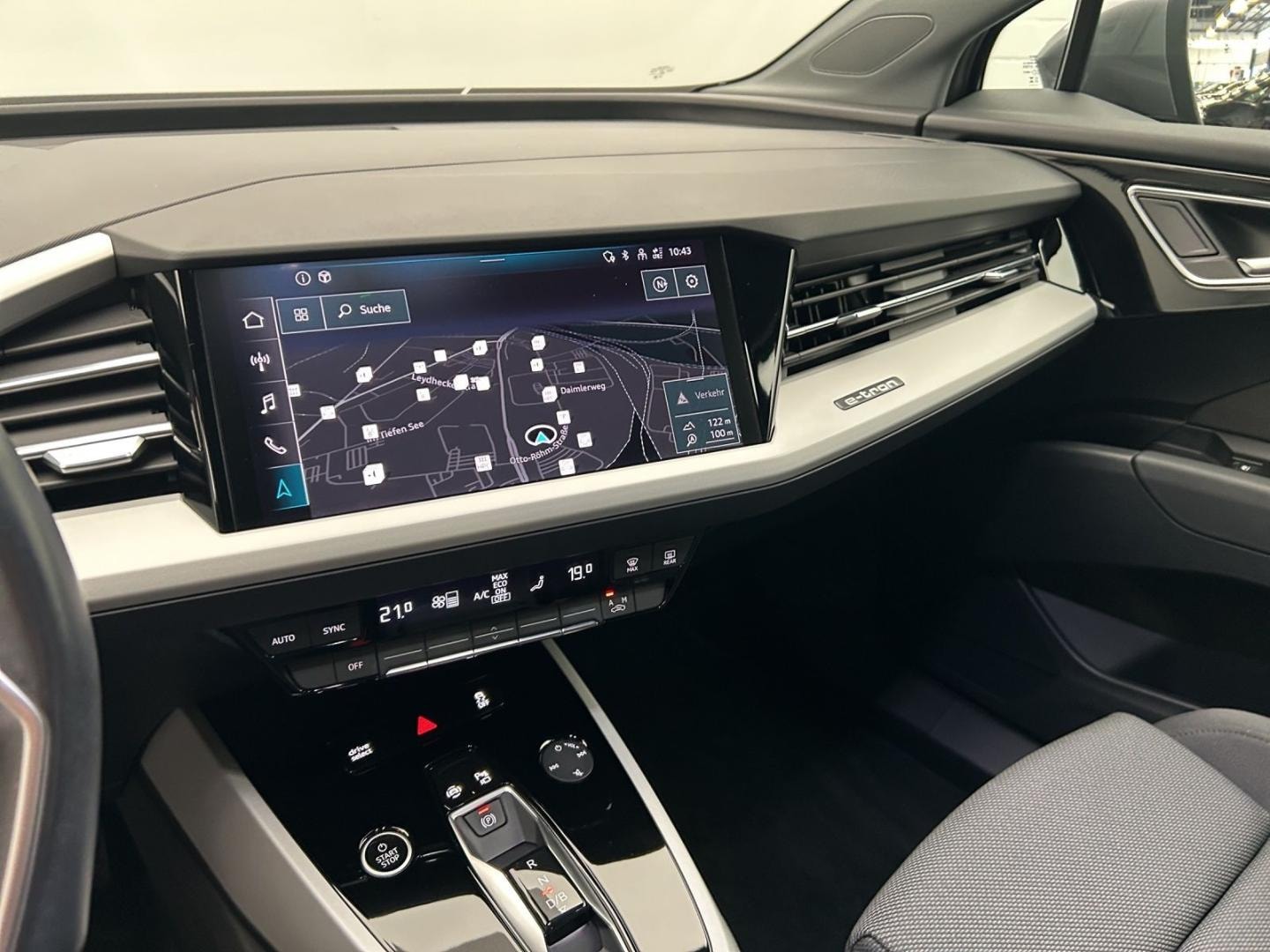 Bild über Audi Q4 Sportback e-tron 40 e-tron - für weitere Informationen kontaktieren Sie den Audi Partner