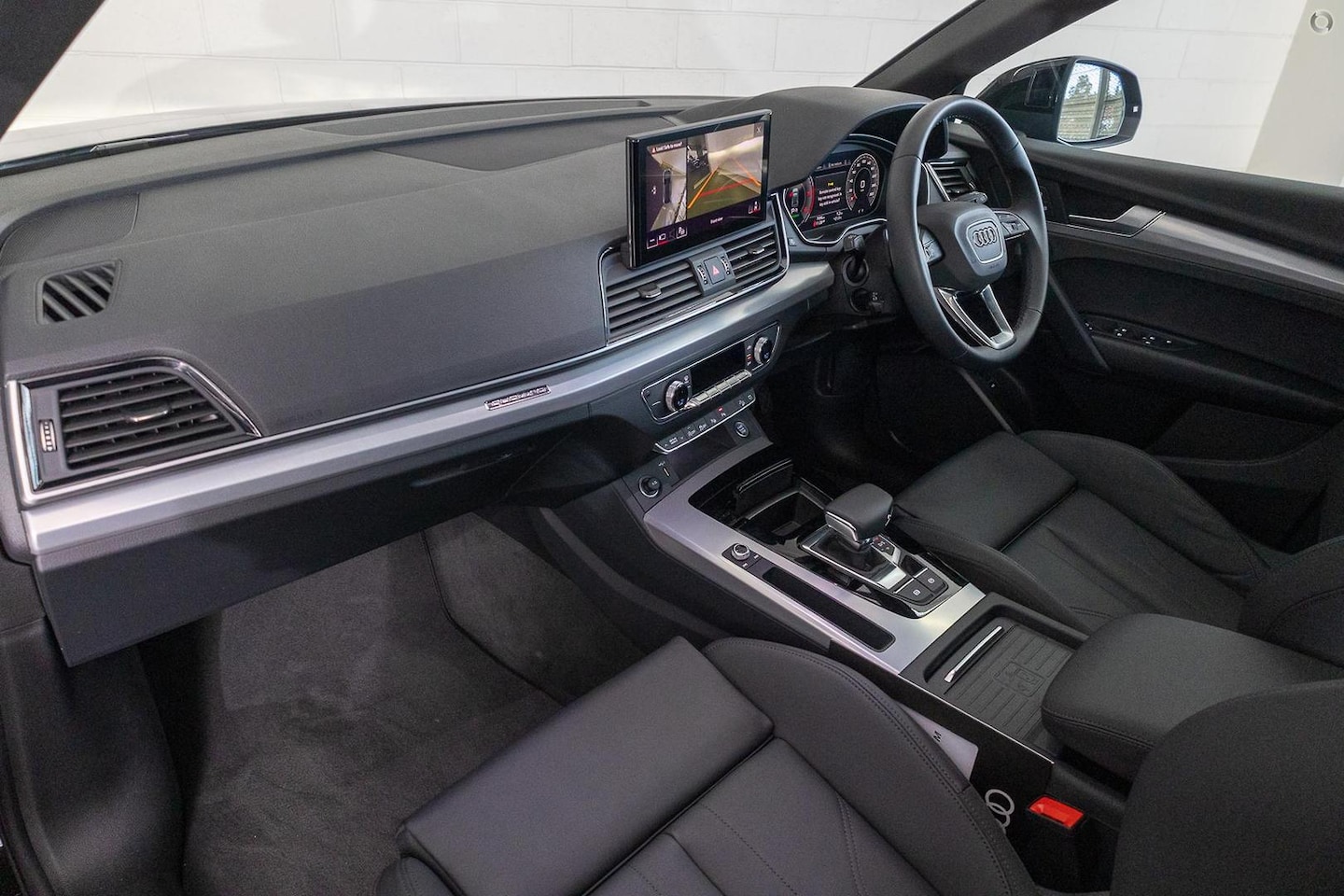 Image about Audi Q5 Sportback 40 TDI quattro S tronic