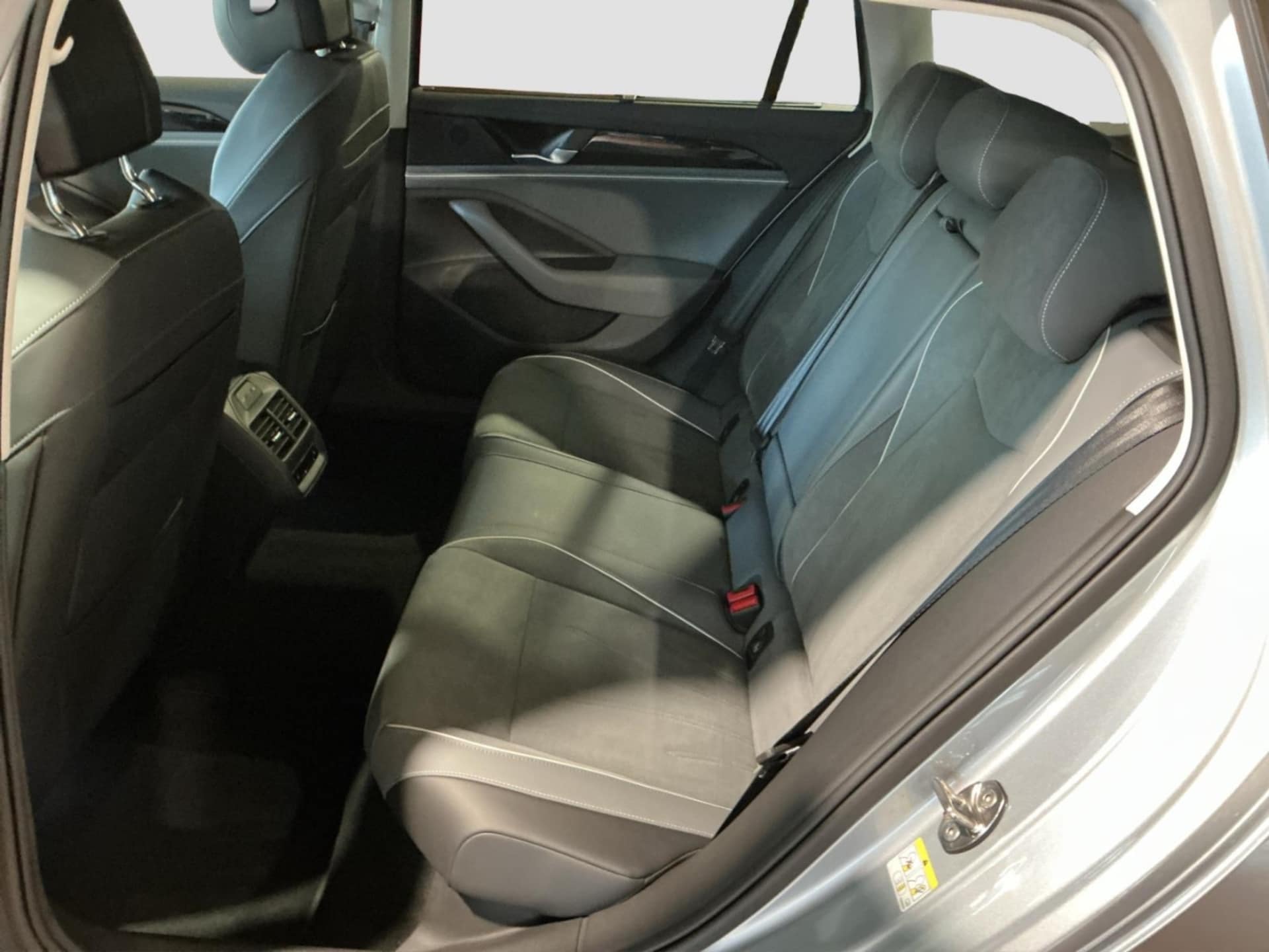 Volkswagen Passat Business