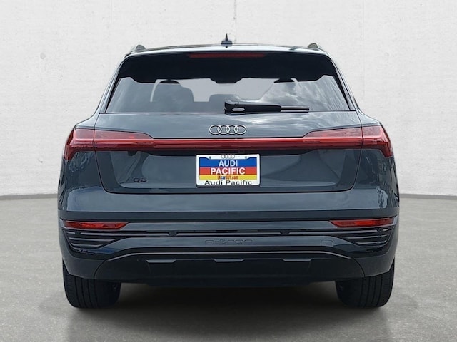 2024 Audi Q8 e-tron Premium - Photo 6