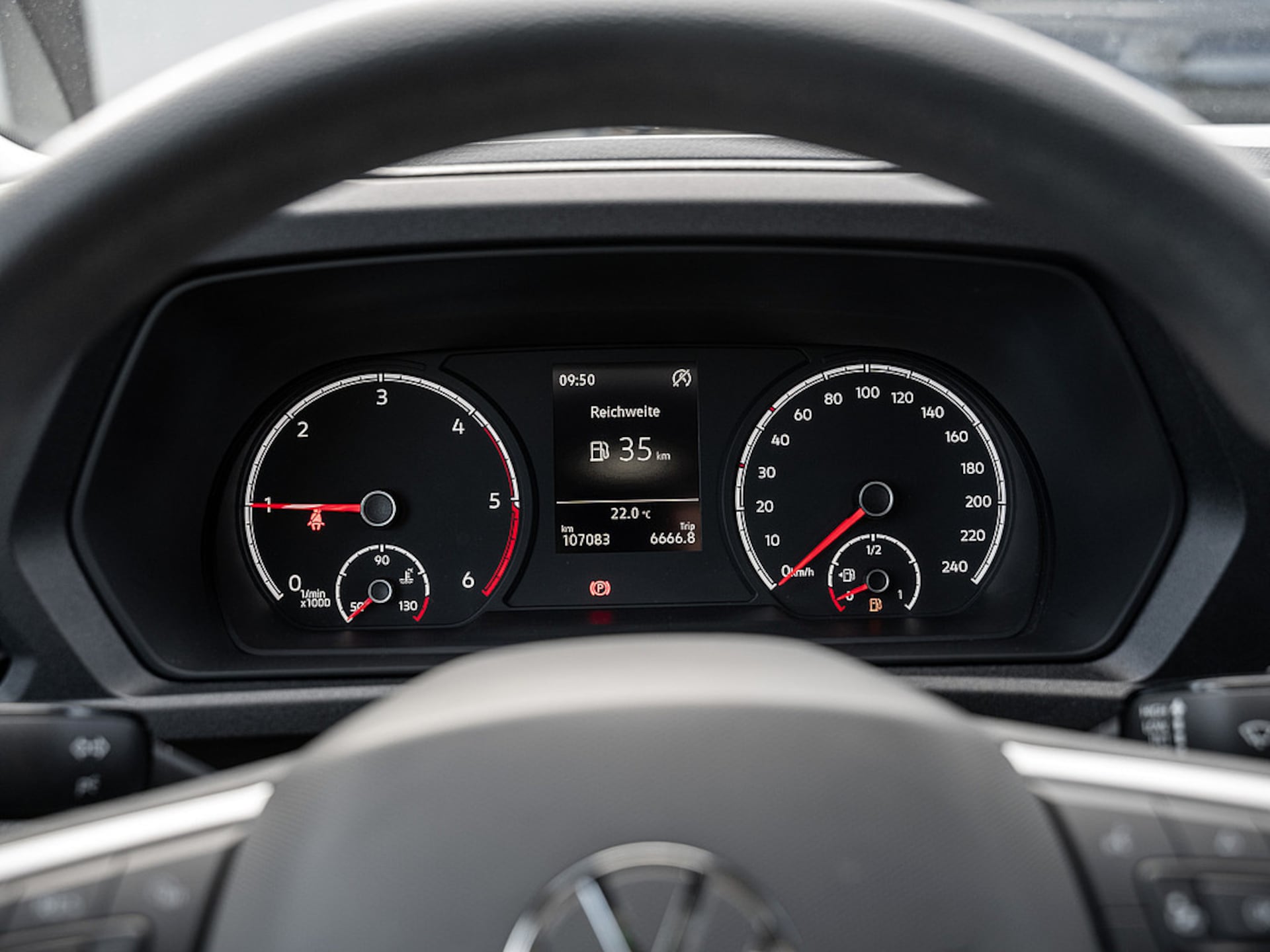 Volkswagen Caddy Basis-Modell