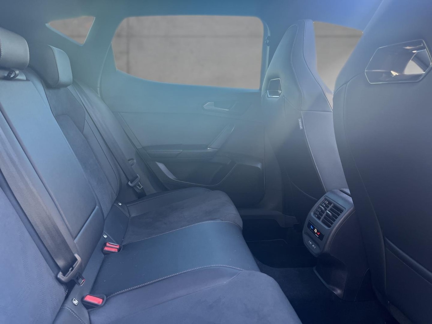 CUPRA Leon León 2.0 TSI VZ DSG 221 kW (300 CV) — photo 6