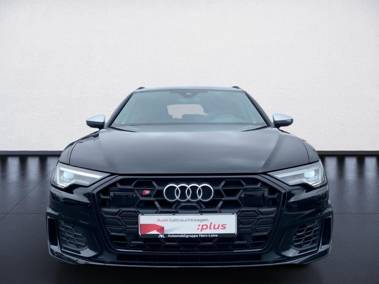 Bild über Audi S6 Avant S6 Avant TDI 253(344) kW(PS) tiptronic - für weitere Informationen kontaktieren Sie den Audi Partner