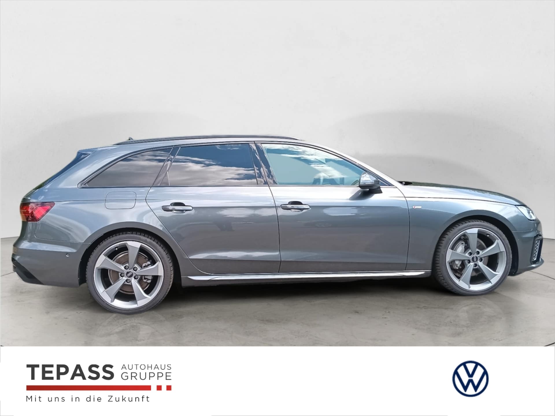 Audi A4 Avant S line