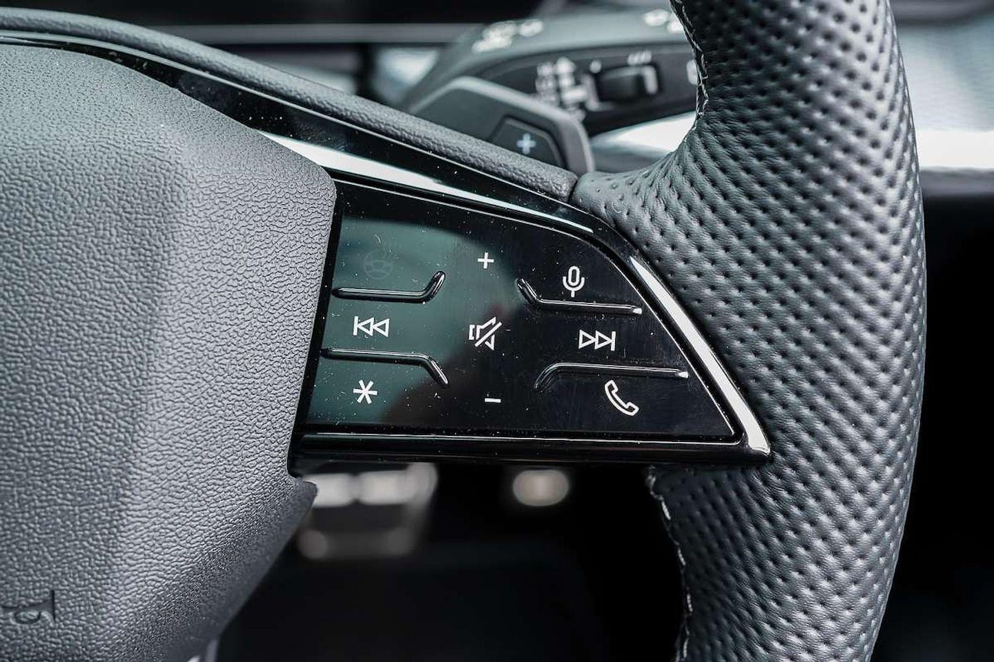 Image about Audi SQ5 SUV TFSI 270 kW edition one