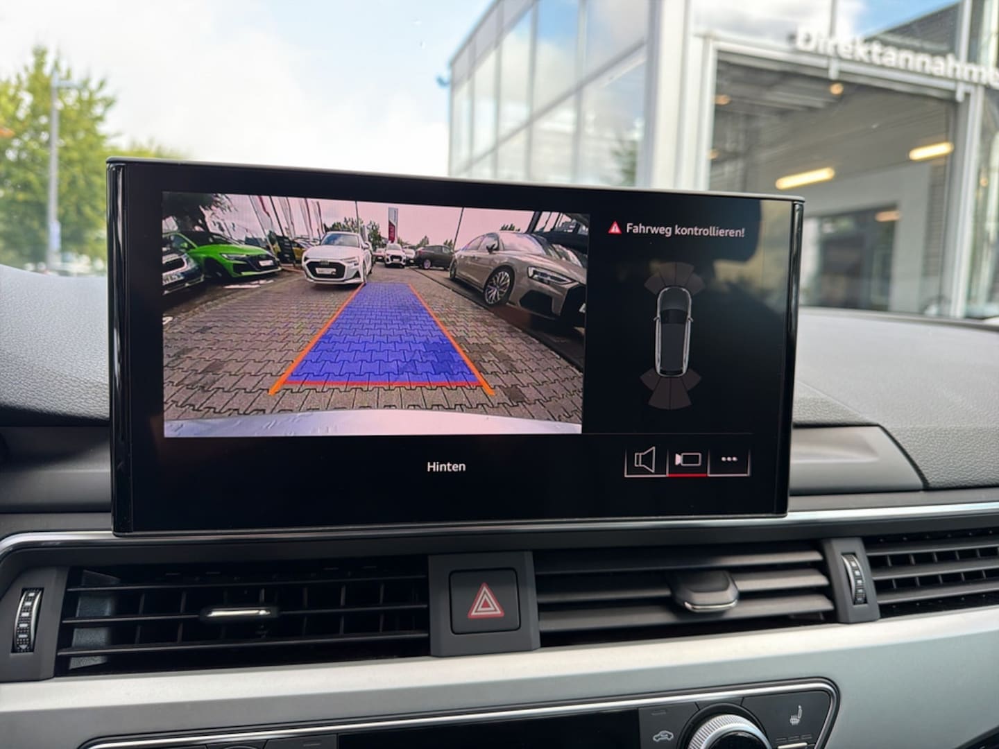 Bild über Audi A4 Avant advanced 35 TDI S tronic - für weitere Informationen kontaktieren Sie den Audi Partner