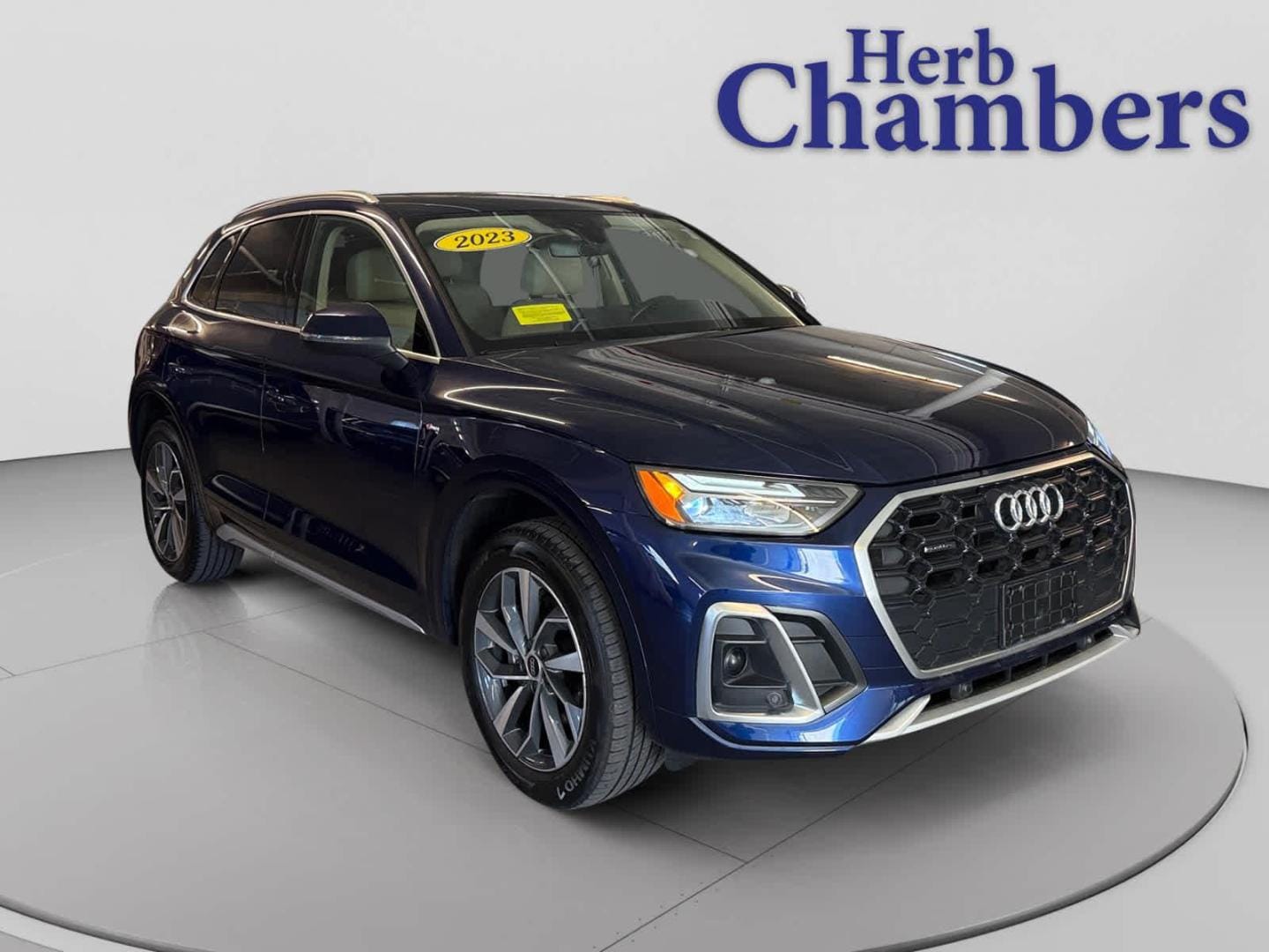 2023 Audi Q5 45 Premium's photo
