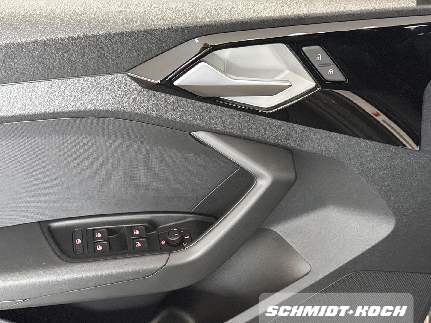 Bild über Audi A1 Sportback S line 30 TFSI S tronic - für weitere Informationen kontaktieren Sie den Audi Partner