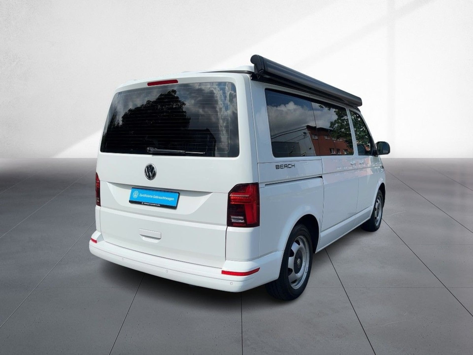 Volkswagen T6.1 California Beach