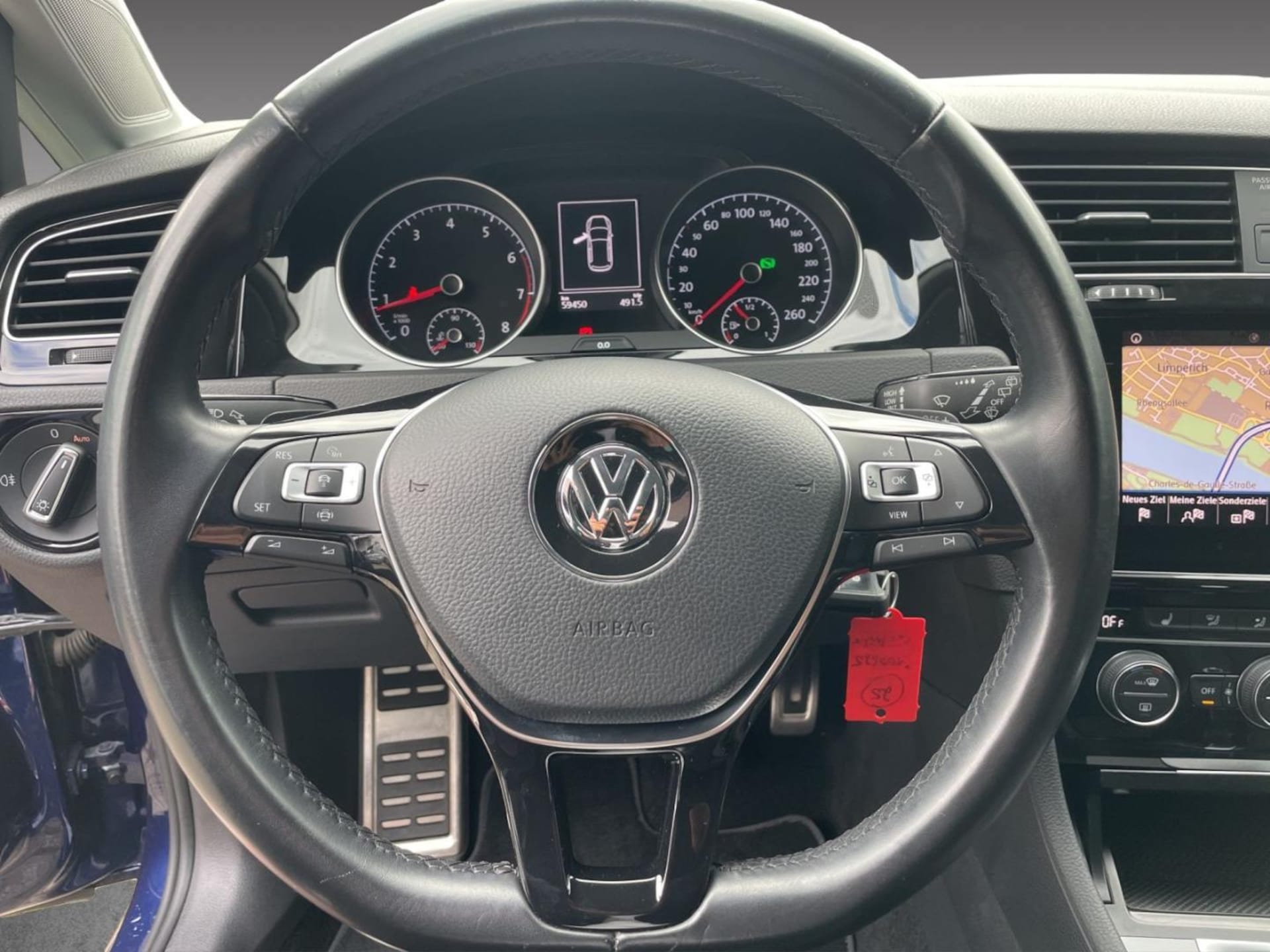 Volkswagen Golf IQ.DRIVE