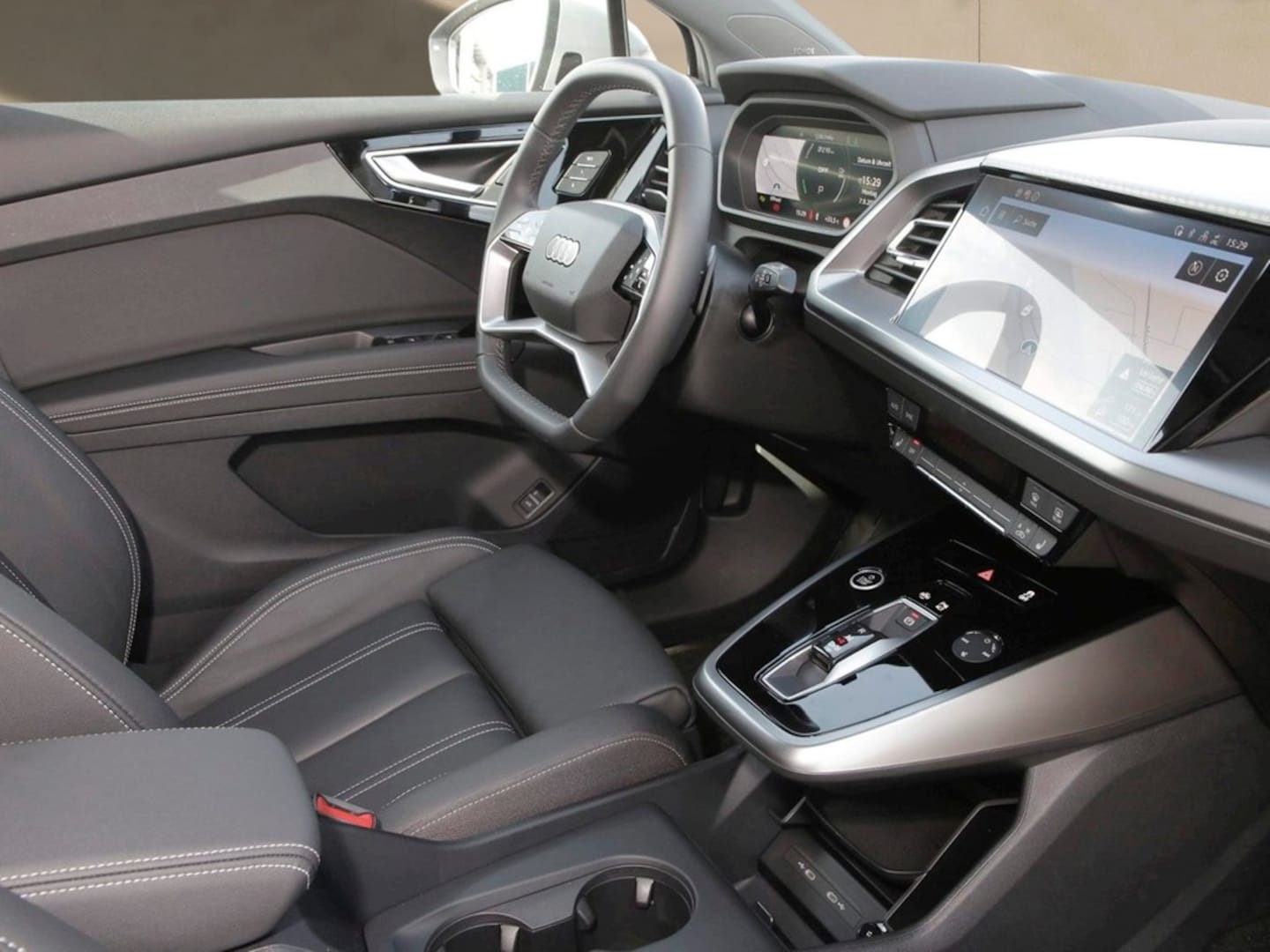 Bild über Audi Q4 e-tron 45 e-tron quattro - für weitere Informationen kontaktieren Sie den Audi Partner