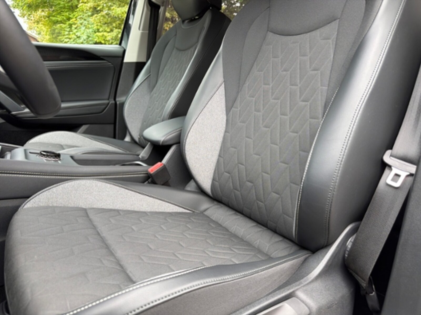 Volkswagen Tiguan – Bild 12