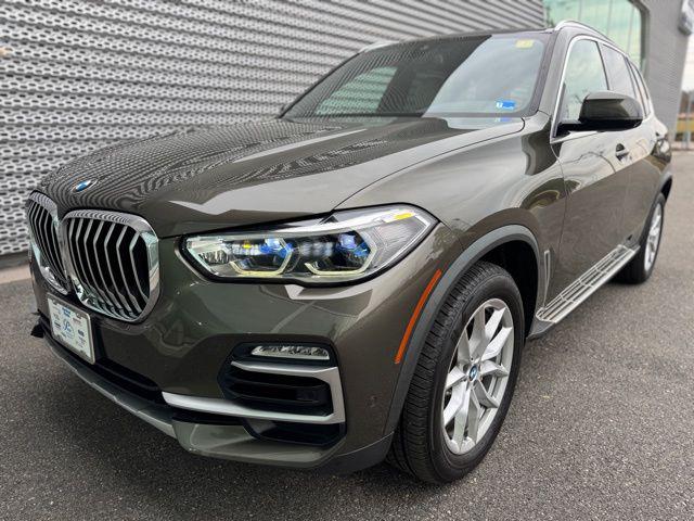 2021 BMW X5 xDrive40i's photo