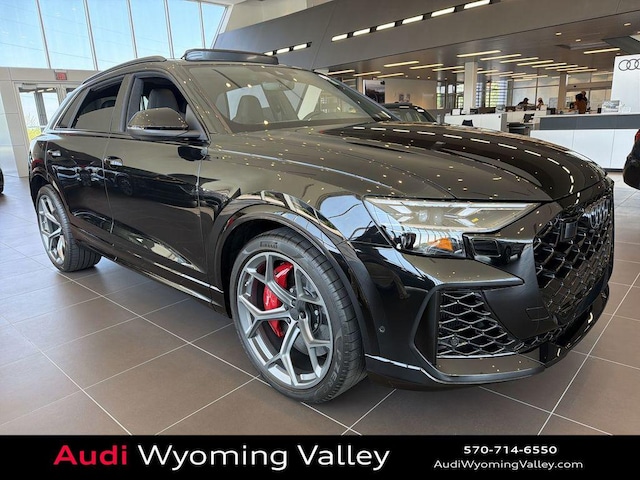 2026 Audi RS Q8 SUV performance
