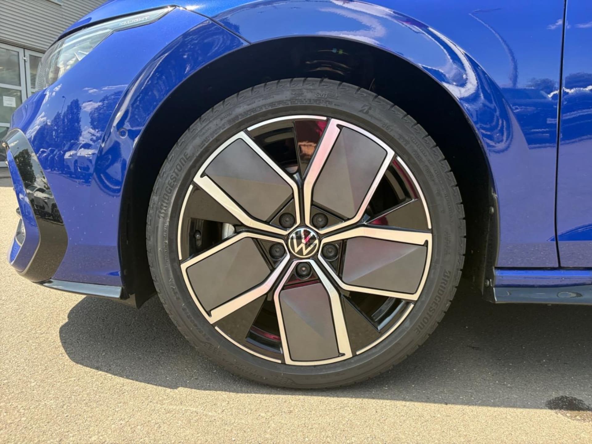 Volkswagen Golf R-Line
