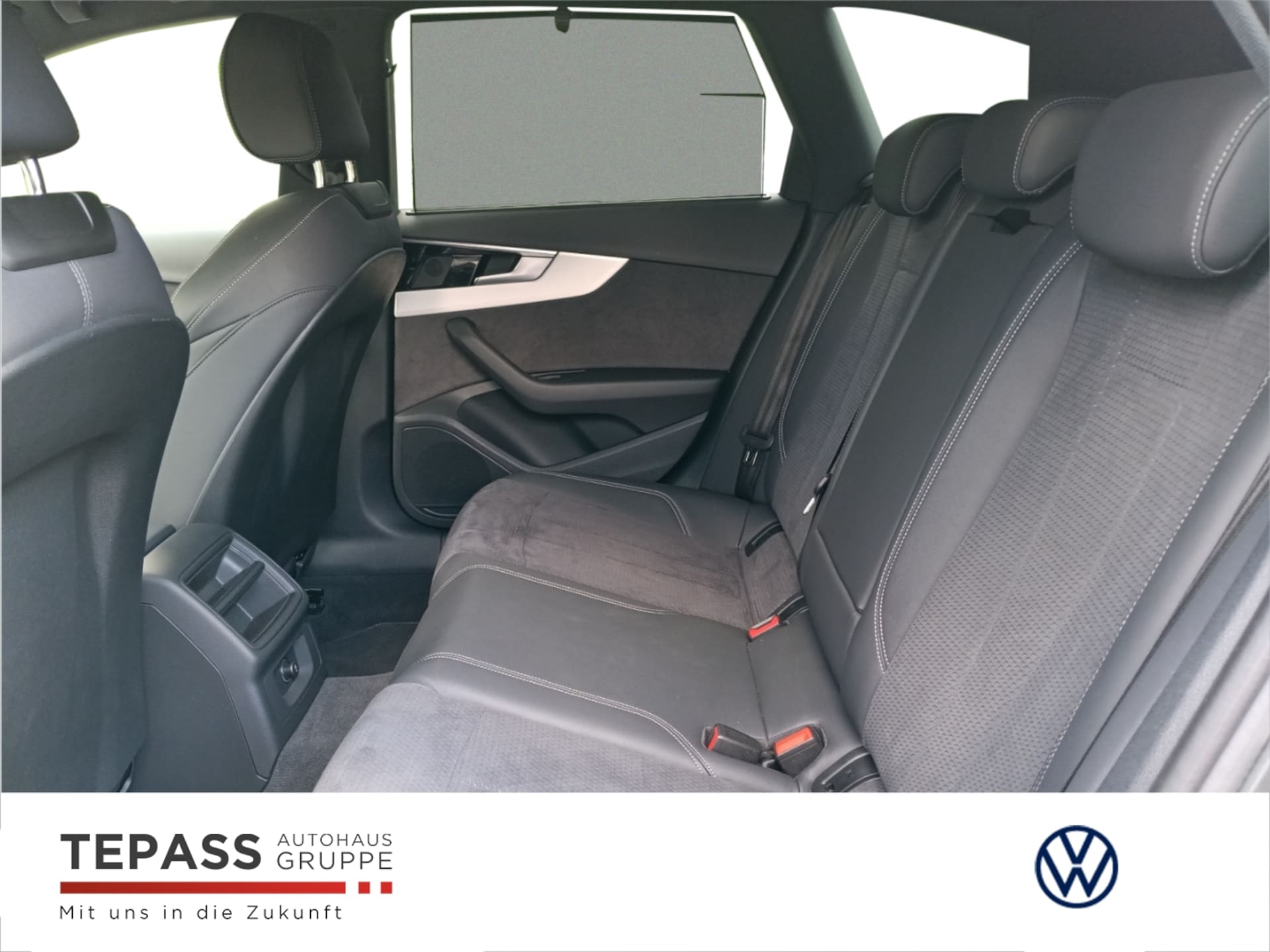 Audi A4 Avant S line