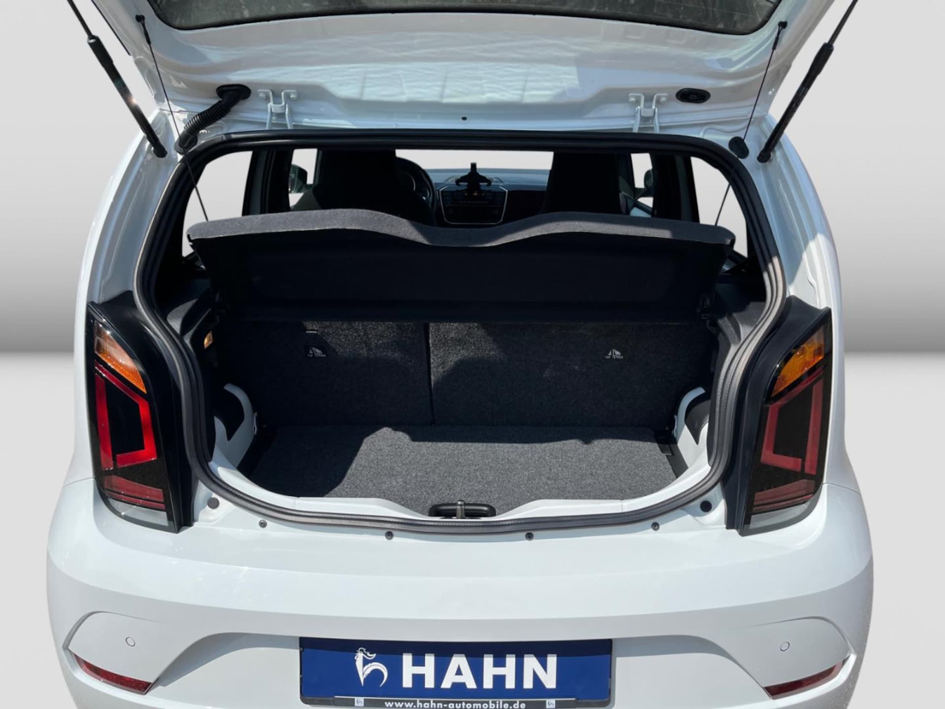 Volkswagen up! GTI