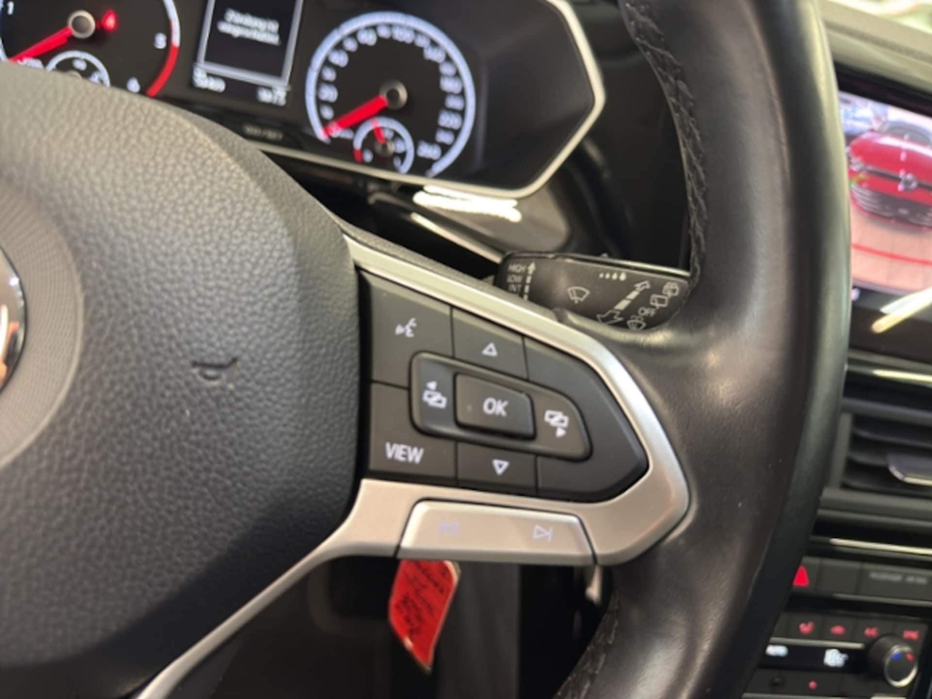 Volkswagen T-Cross Style