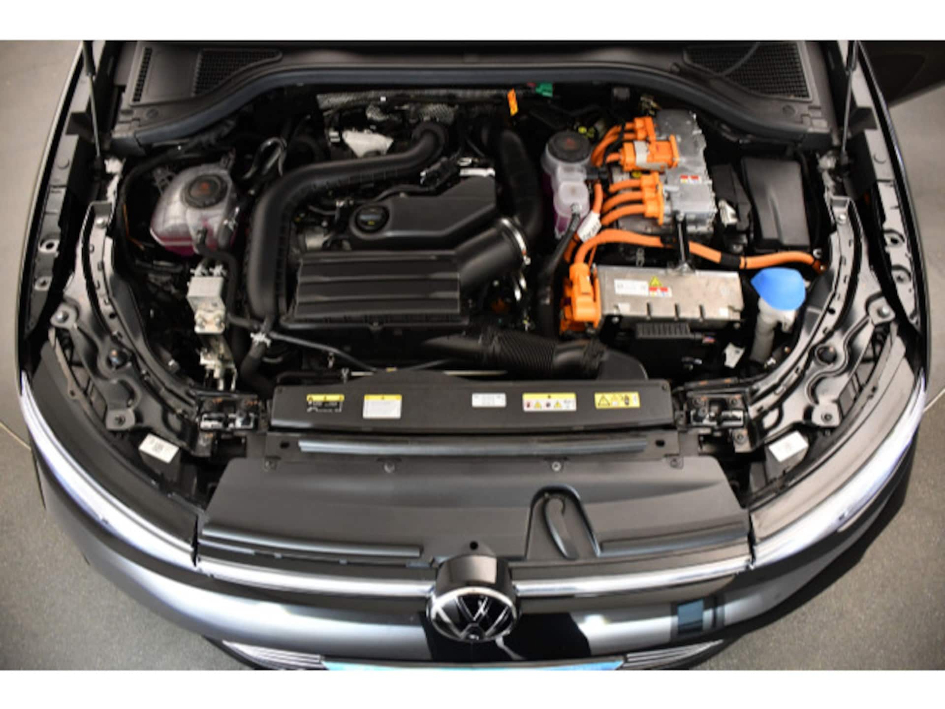 Volkswagen Passat Elegance