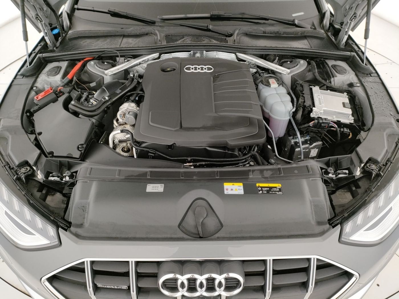 Immagine di Audi A4 allroad quattro 40 TDI 150 kW (204 CV) S tronic - Vista: for more details contact your dealer