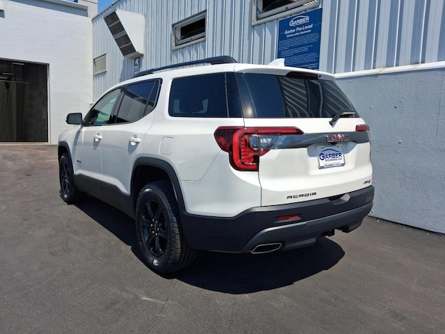 2023 GMC Acadia