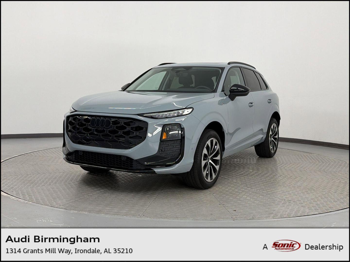 2026 Audi Q3 S line quattro's photo
