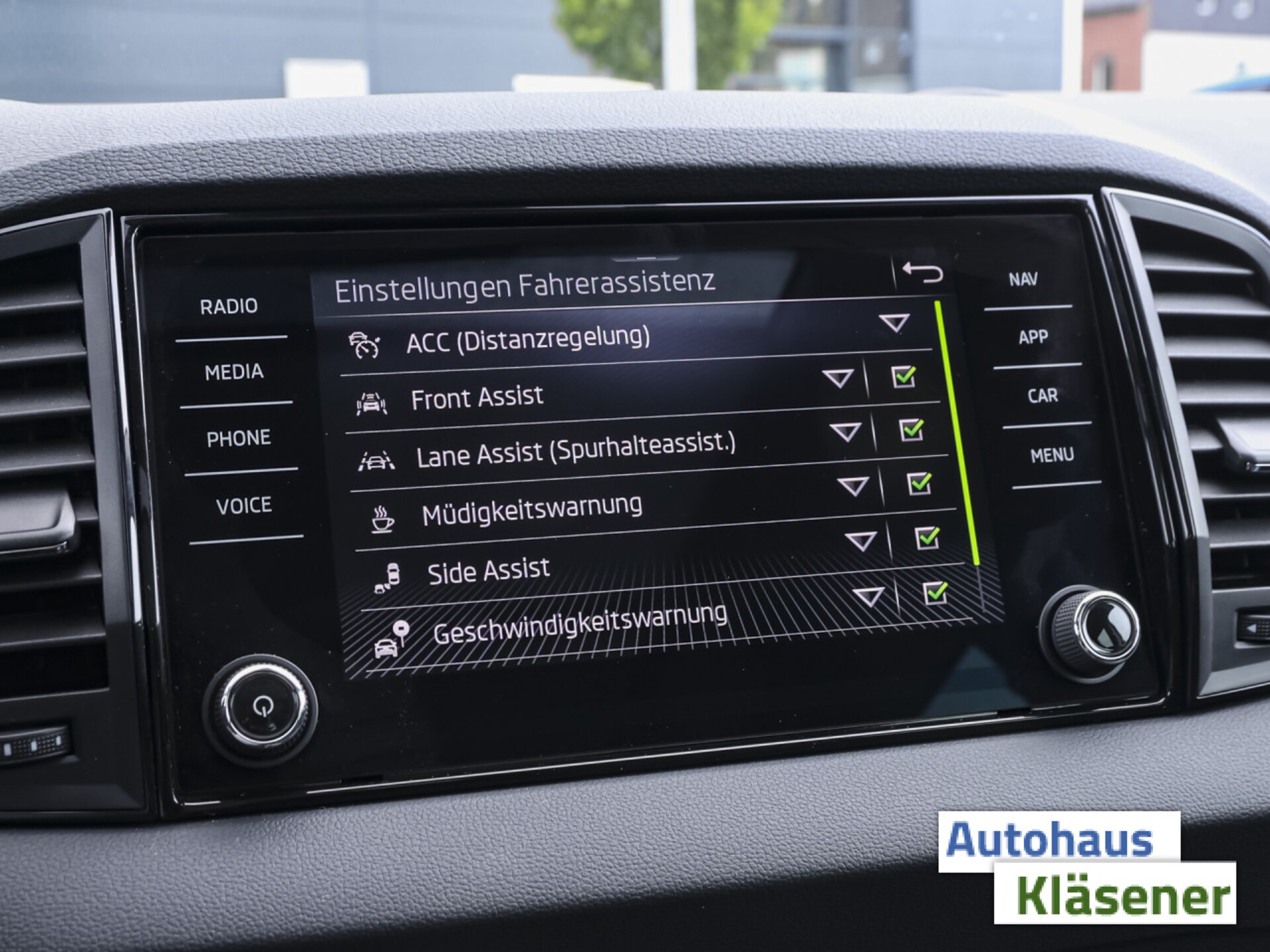 Skoda Karoq Tour