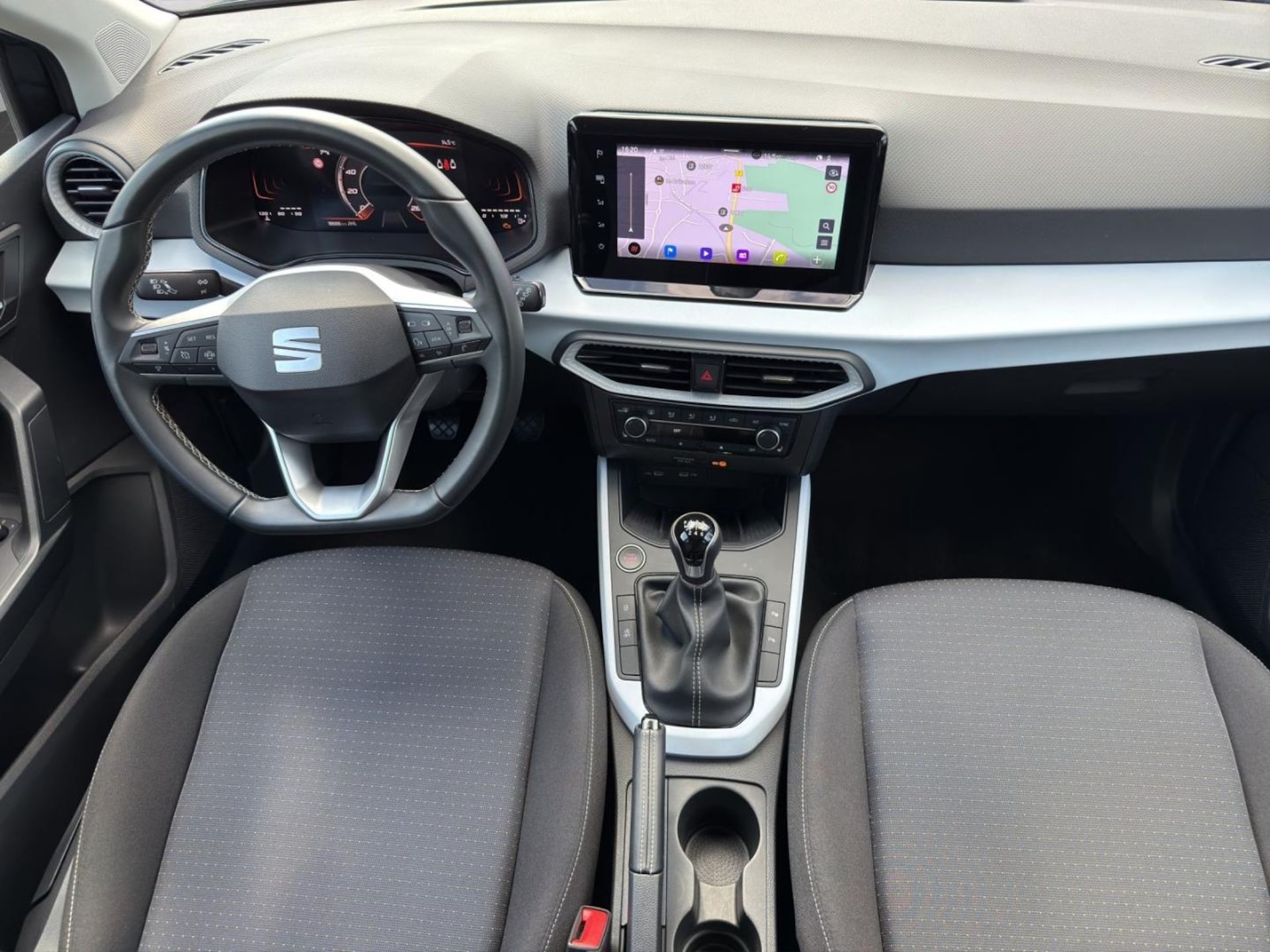 SEAT Arona Style