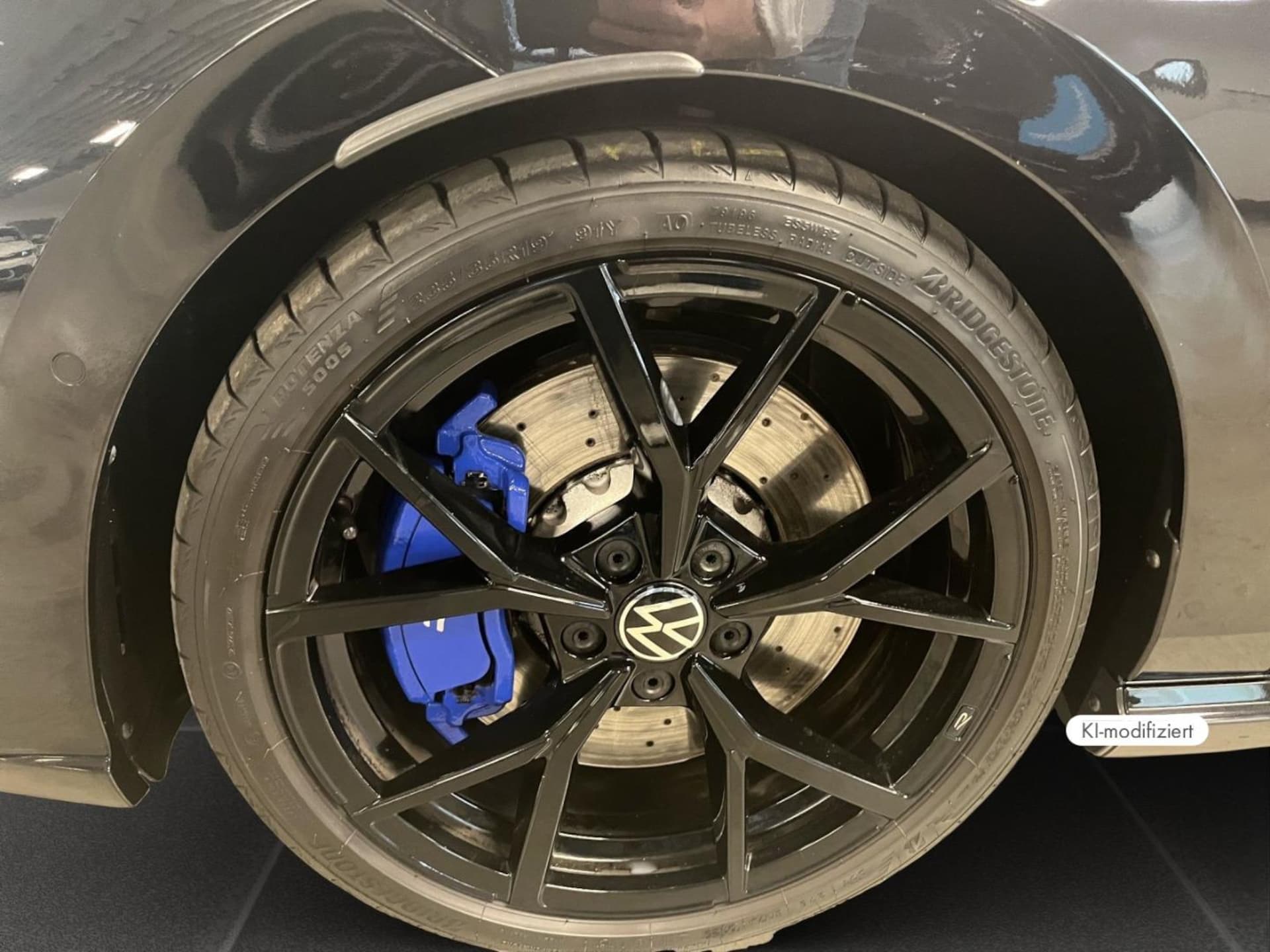 Volkswagen Golf Variant R