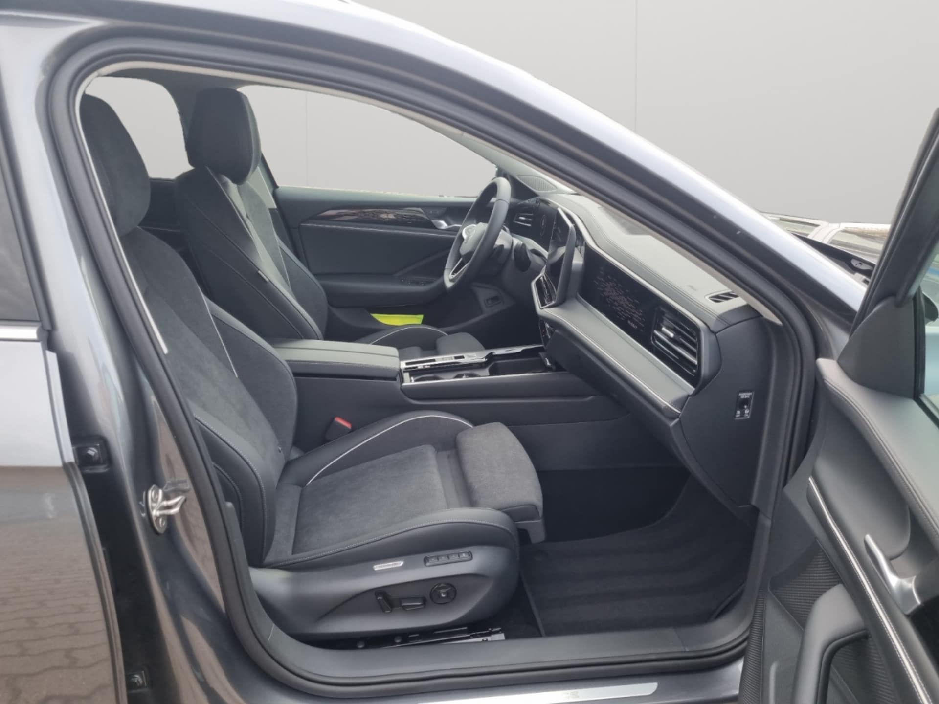 Volkswagen Passat Elegance