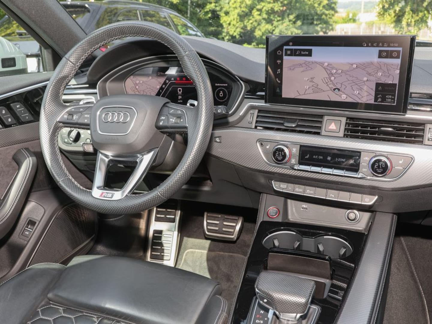 Bild über Audi RS 4 Avant TFSI quattro tiptronic - für weitere Informationen kontaktieren Sie den Audi Partner