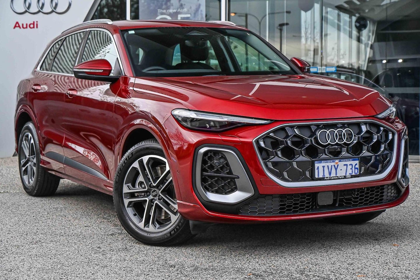 Image about Audi Q5 SUV TDI quattro 150 kW