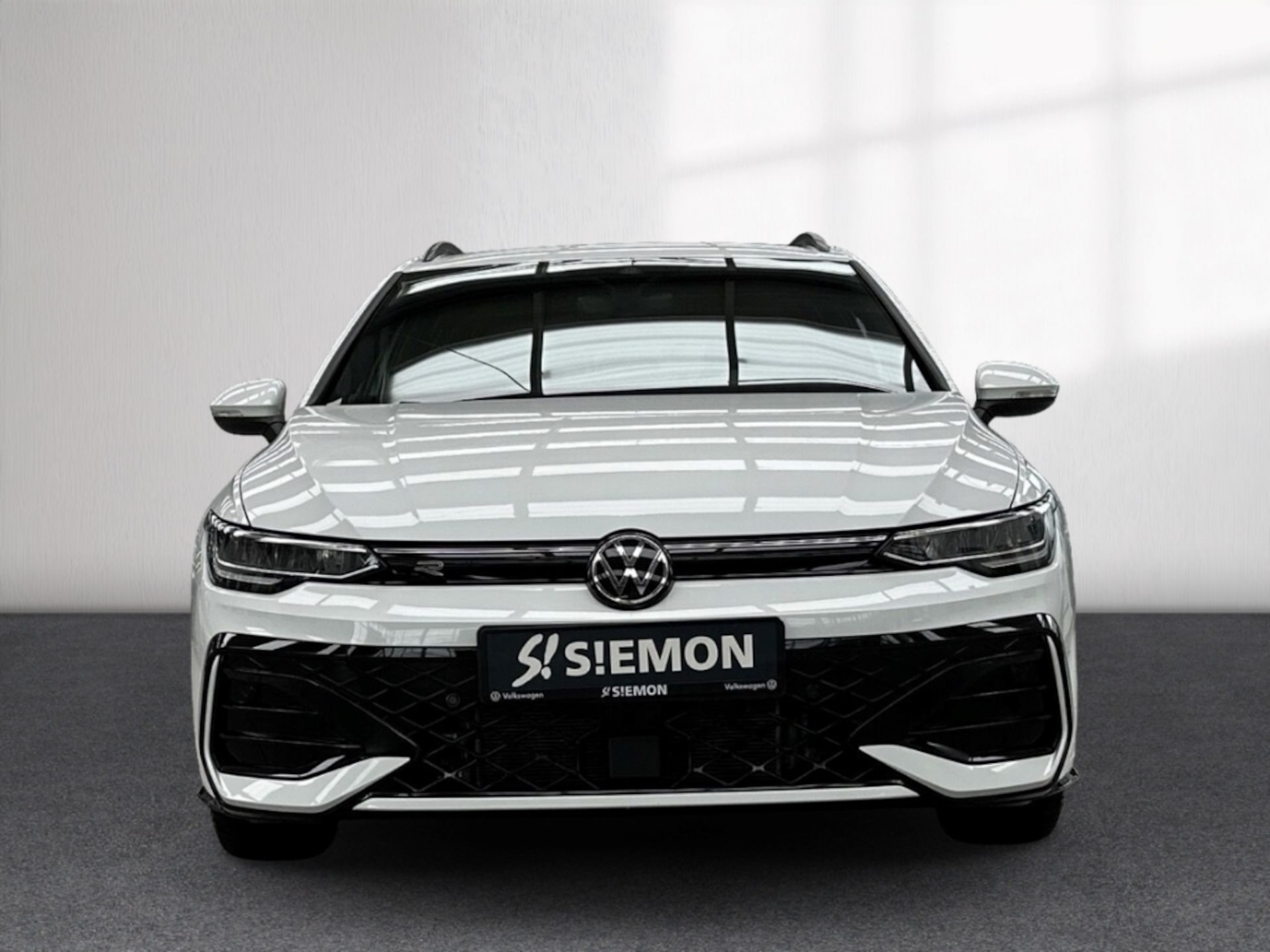 Volkswagen Golf Variant R-Line