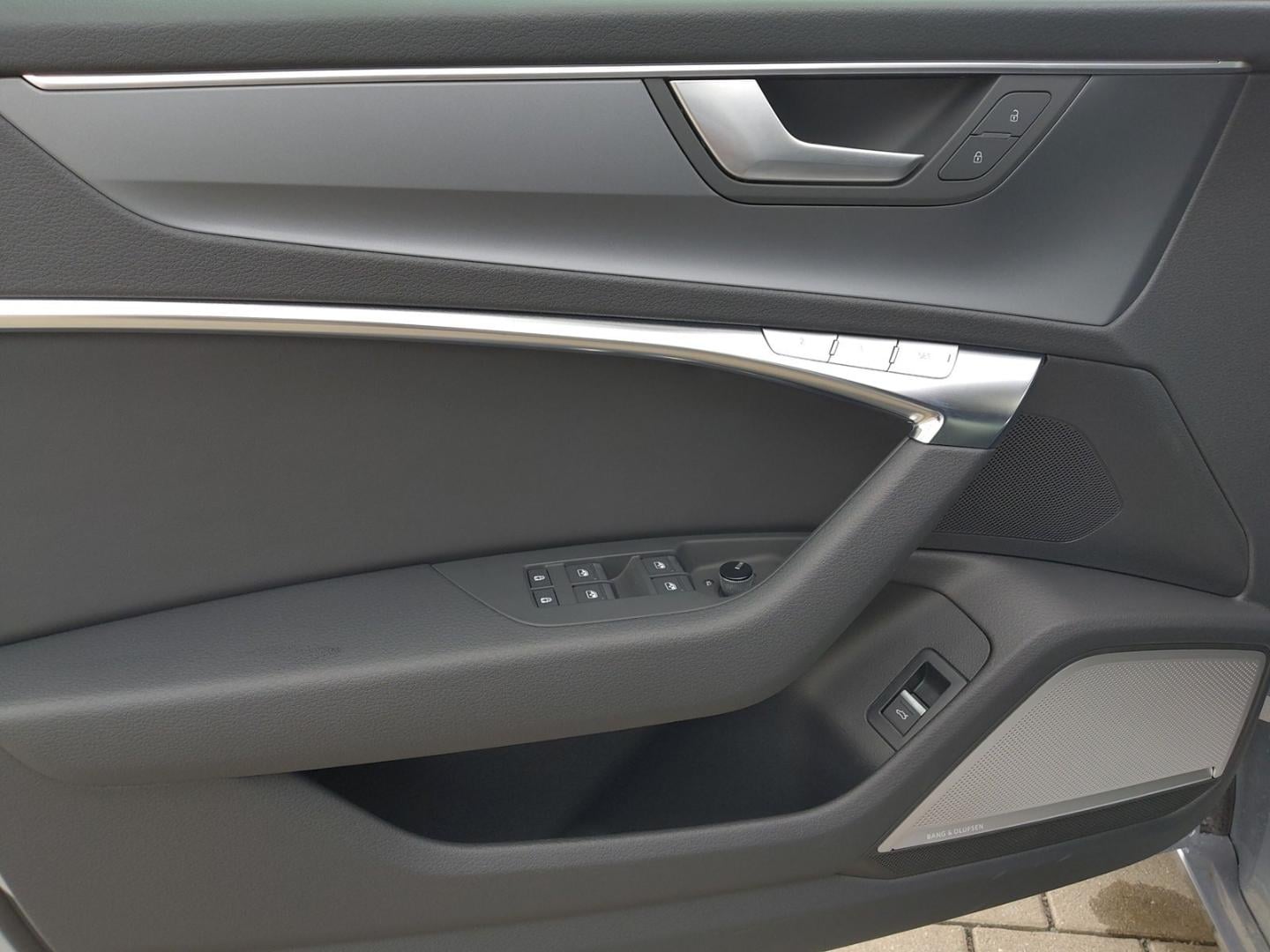 Bild über Audi A6 Limousine advanced 45 TFSI quattro S tronic - für weitere Informationen kontaktieren Sie den Audi Partner