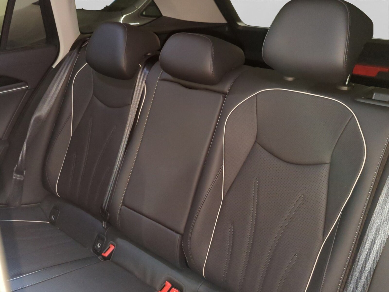 Volkswagen Passat – Bild 11