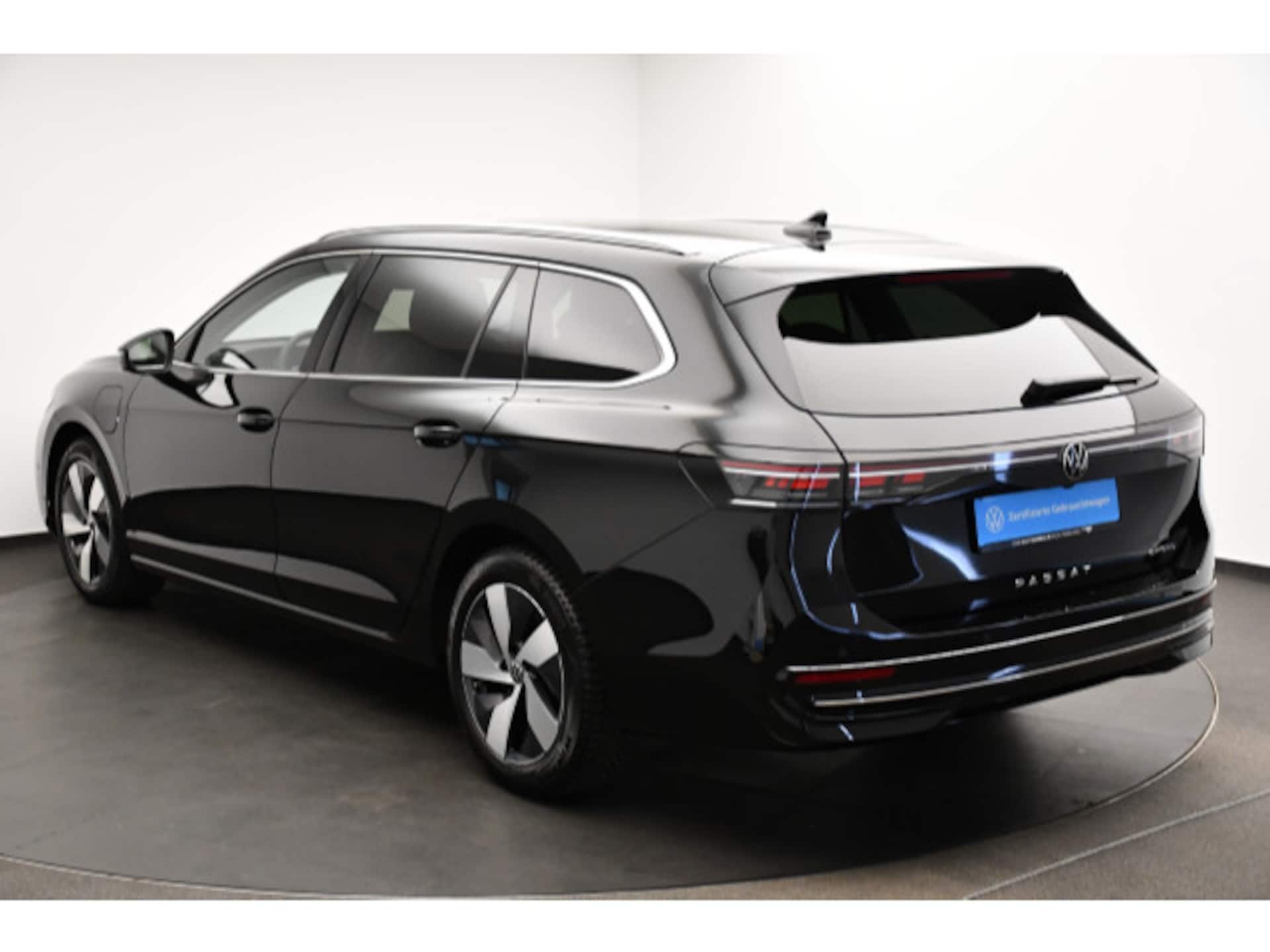 Volkswagen Passat Elegance
