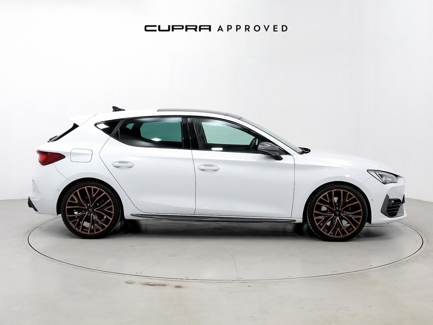 CUPRA Leon León 2.0 TSI VZ DSG 221 kW (300 CV) — photo 3