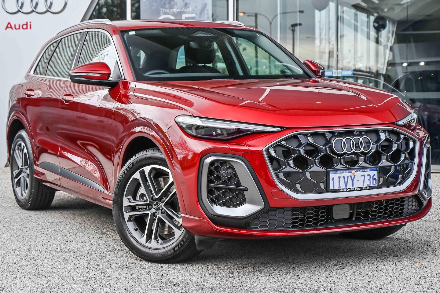 Image about Audi Q5 SUV TDI quattro 150 kW
